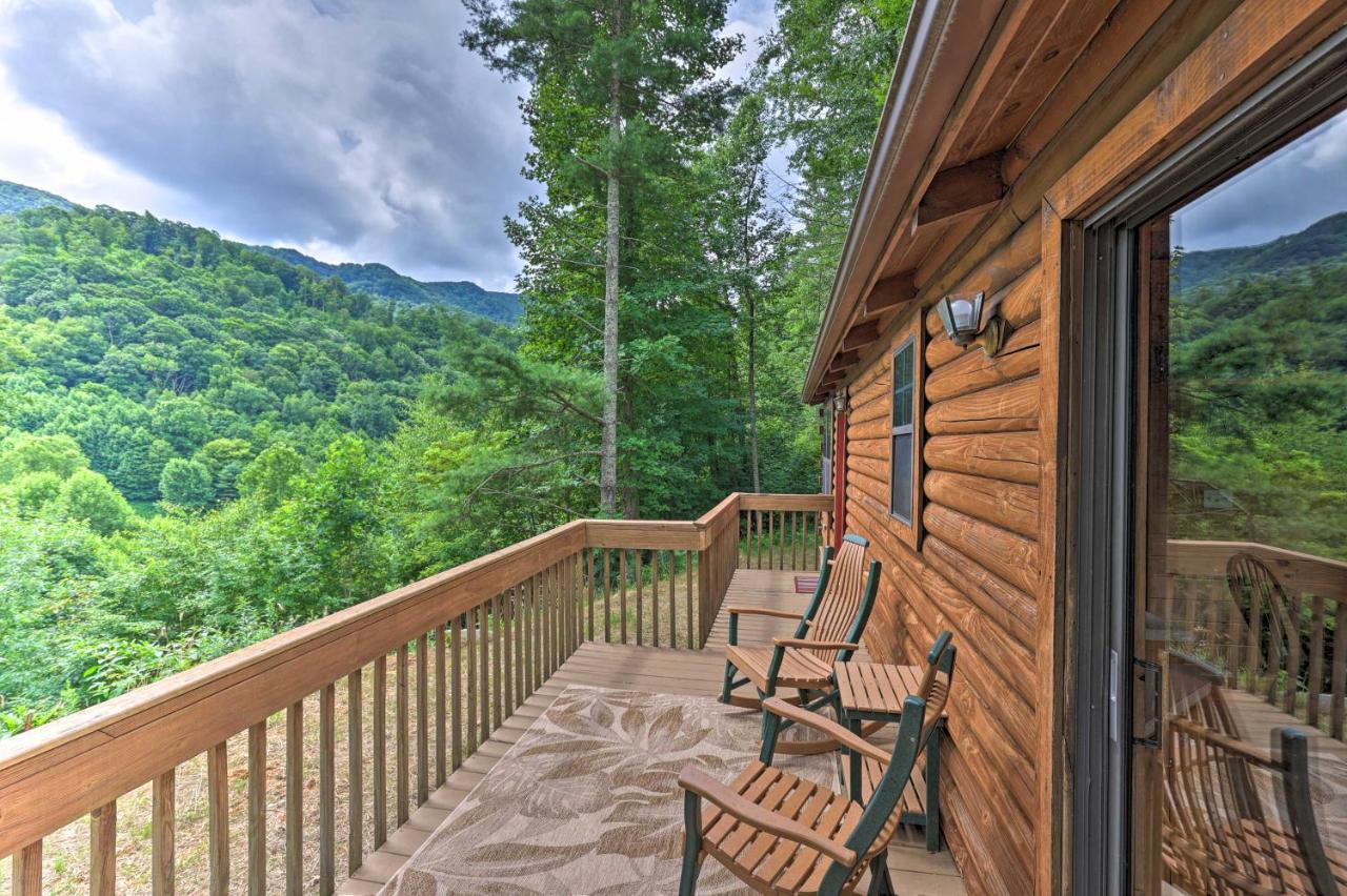 Quaint Log Cabin With Views Near West Jefferson Warrensville المظهر الخارجي الصورة