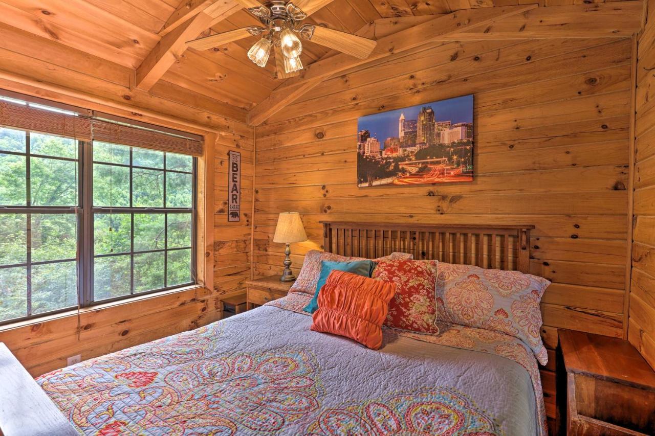 Quaint Log Cabin With Views Near West Jefferson Warrensville المظهر الخارجي الصورة